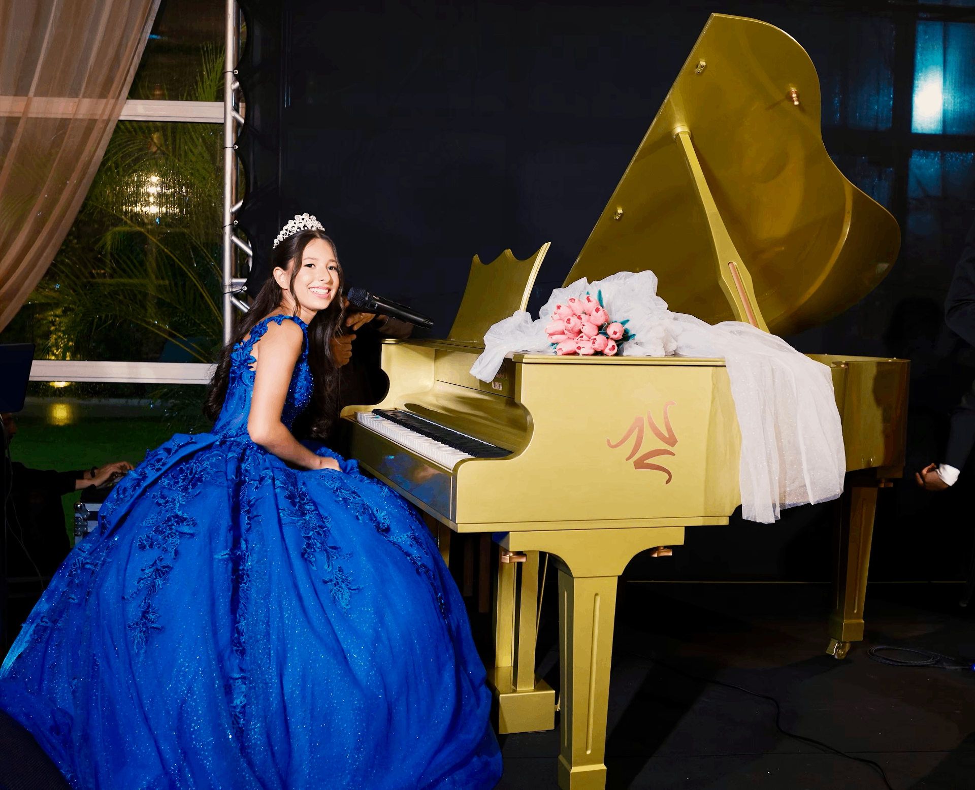Participação de Debutante em Homenagem durante o Show.